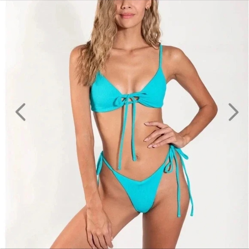 oneone swimwear set